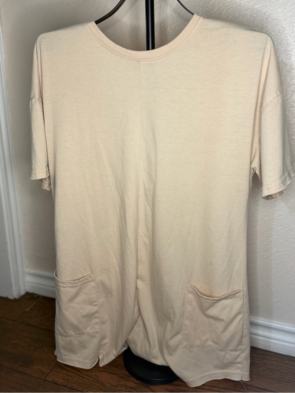 Short Sleeve Romper with Front Pockets - Cream